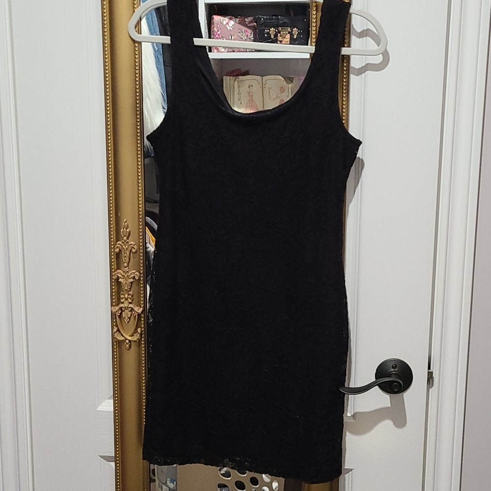 Black lace dress